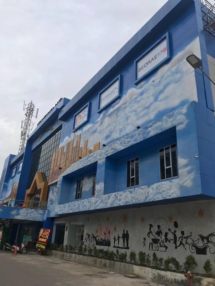 Heavenly Land Family Hotel Palembang Exterior foto